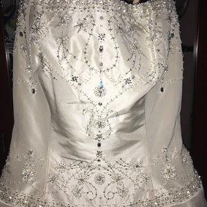 Beautiful wedding dress from moonlight